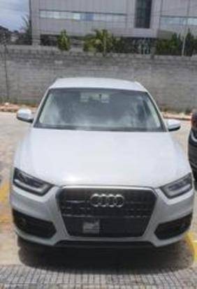 AUDI Q3 2.0 TFSI AMBIENTE QUATTRO 4P GASOLINA S TRONIC